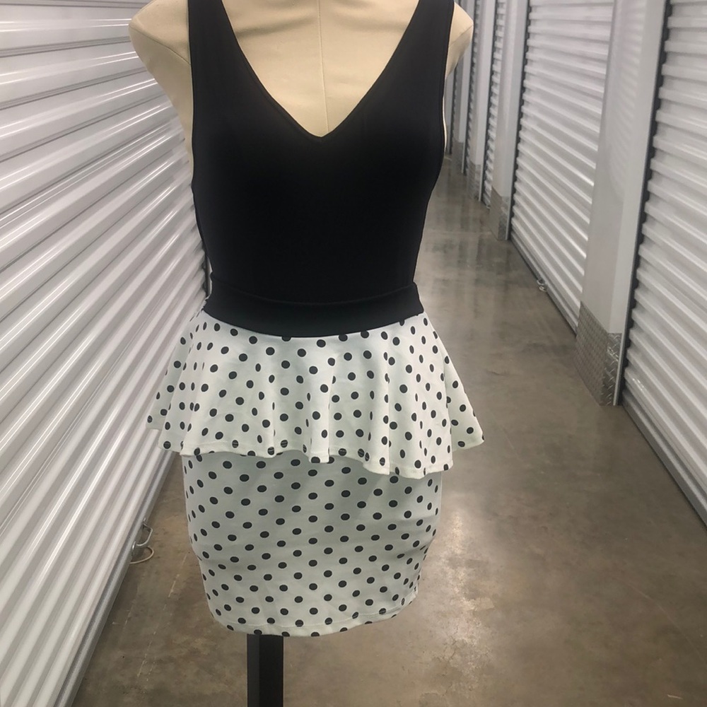 White and black polka dot skirt